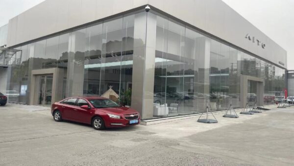 Tempered Glass - Image 11