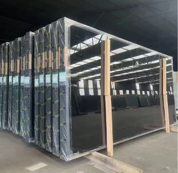 Reflective Glass-Lowe Glass - Image 3