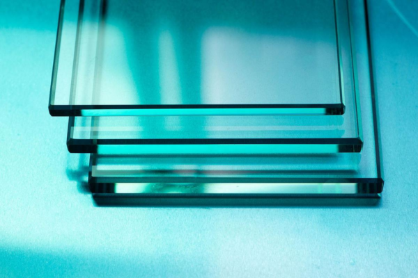 Low Iron Glass - Image 3