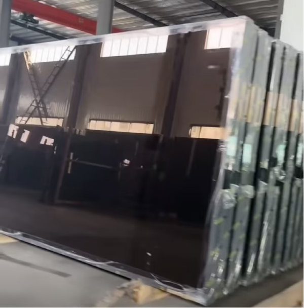 Reflective Glass-Lowe Glass